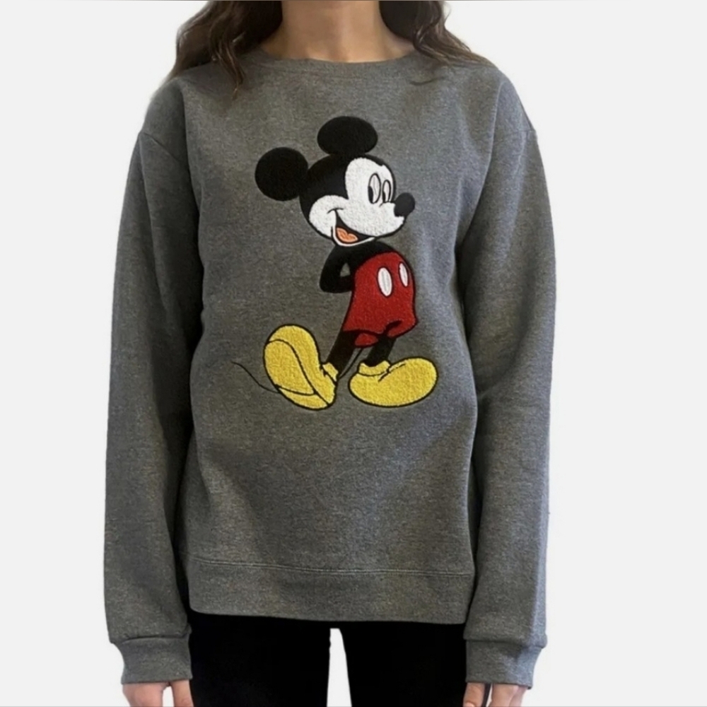🎋NWT MICKEY SWEATSHIRT